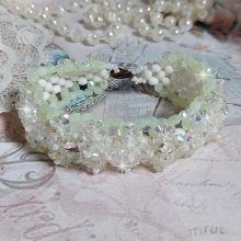 Pulsera Venus con hileras de cristal de Swarovski y facetas de cristal de bohemia blanco opaco